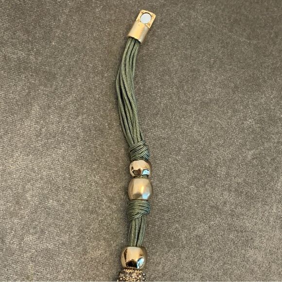 CHICO’S Green gold rhinestone necklace and bracelet set 🔥 - Picture 5 of 10